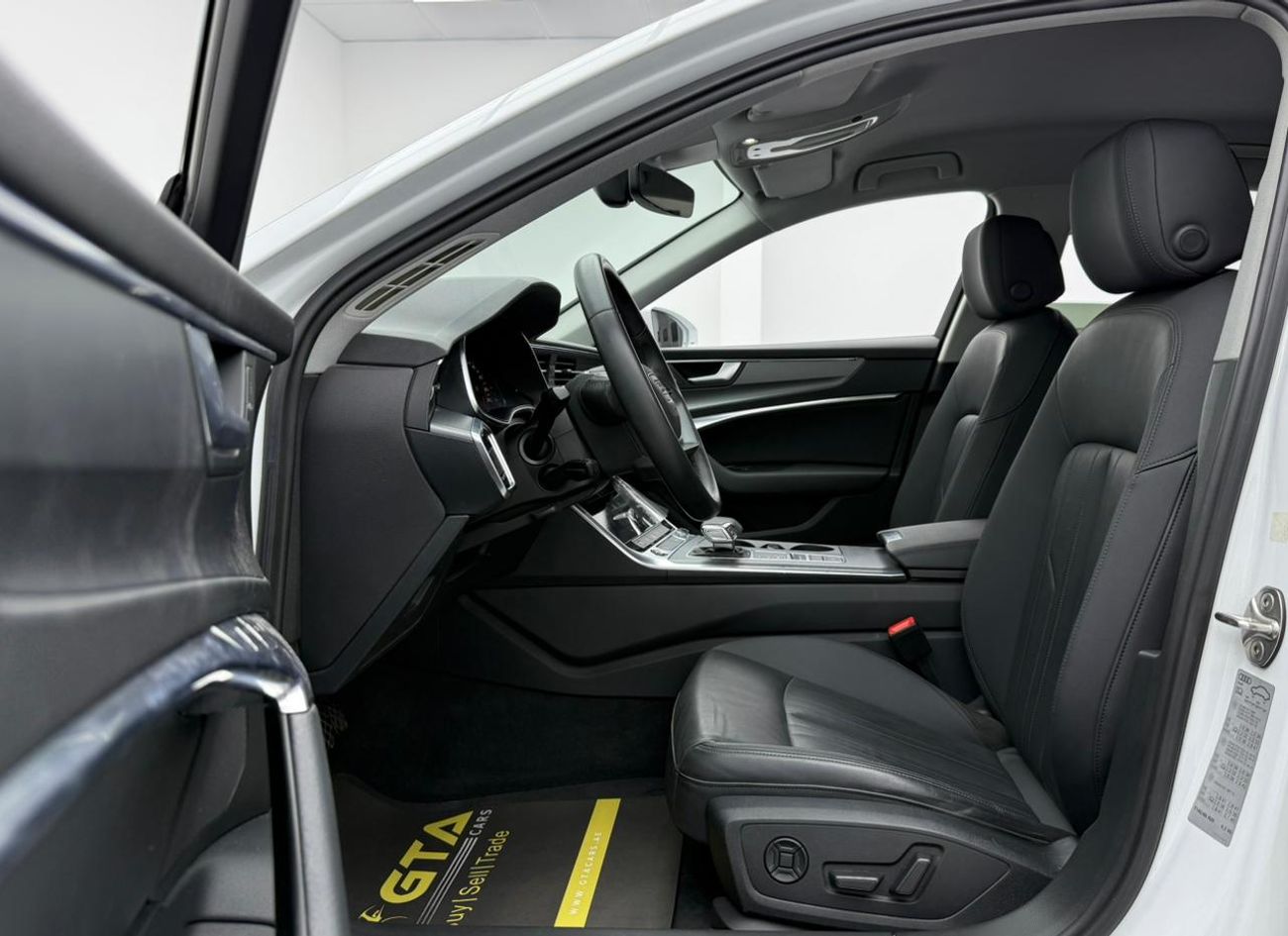 Audi A6 45 TFSI 2.0L 2021 Audi A6 45 TFSI quattro ,Warranty ,Al Nabooda Full Service History ,GCC