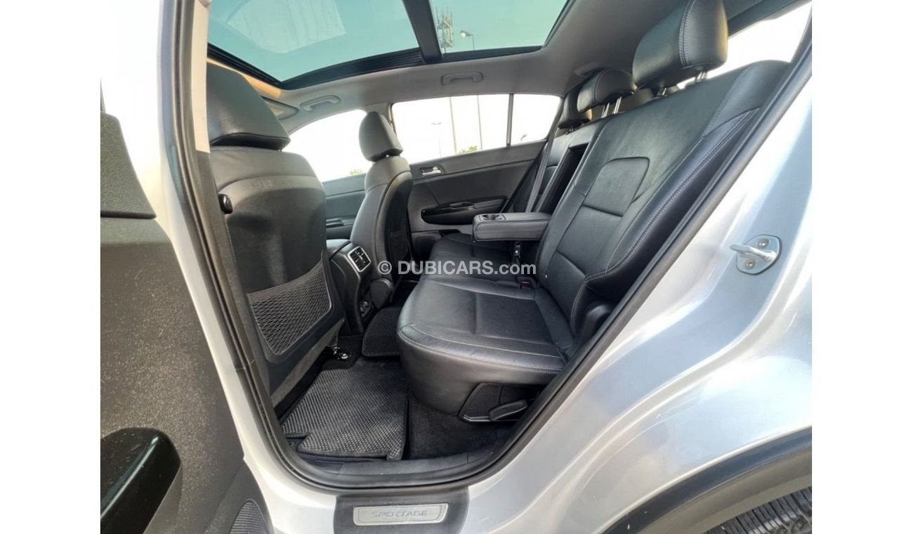 Kia Sportage SX Push Start. Panoramic. Leader Seat