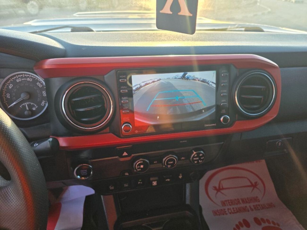 Toyota Tacoma 2020 Model TRD off Road Push button and leather seats