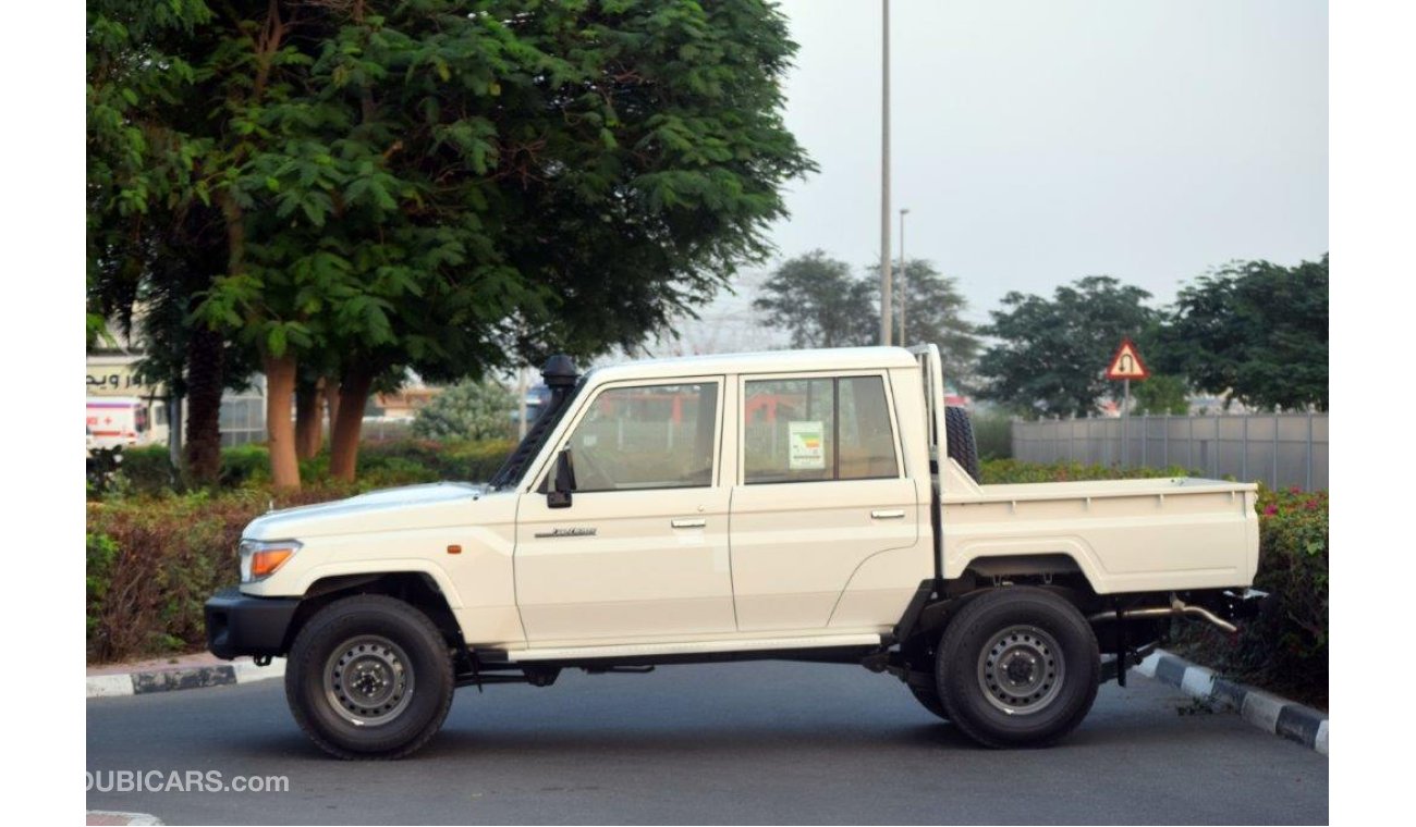 تويوتا لاند كروزر بيك آب 79 DOUBLE CAB V8 4.5L TURBO DIESEL 4WD MANUAL TRANSMISSION