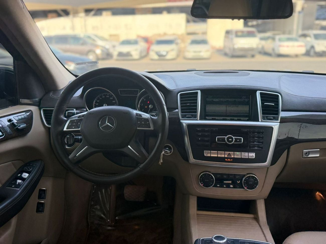 Mercedes Benz GL450 STD (NON GCC)