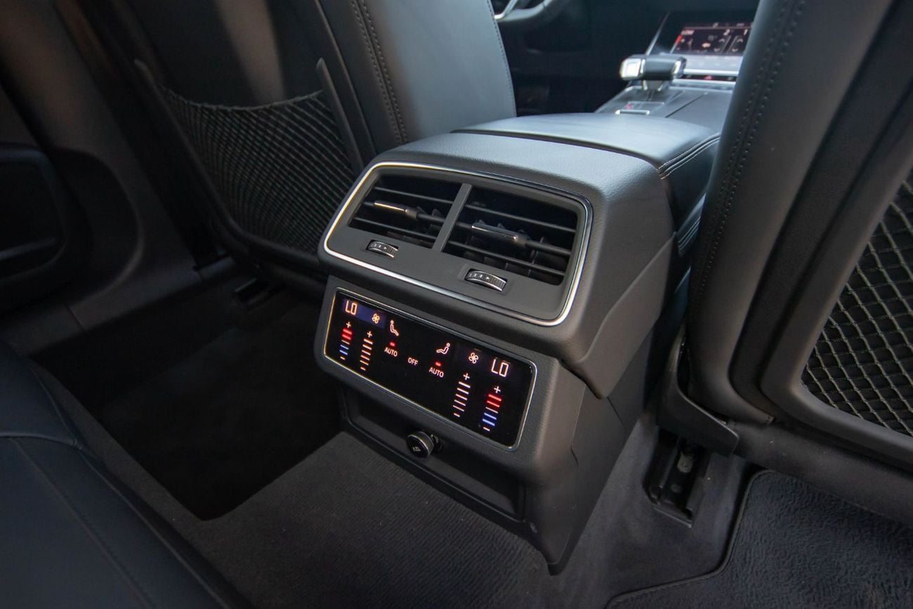 Audi RS6 2024 Audi RS6 Performance with 4.0L twin-turbo V8, 621 hp, 627 lb-ft torque, 8-speed automatic 2024