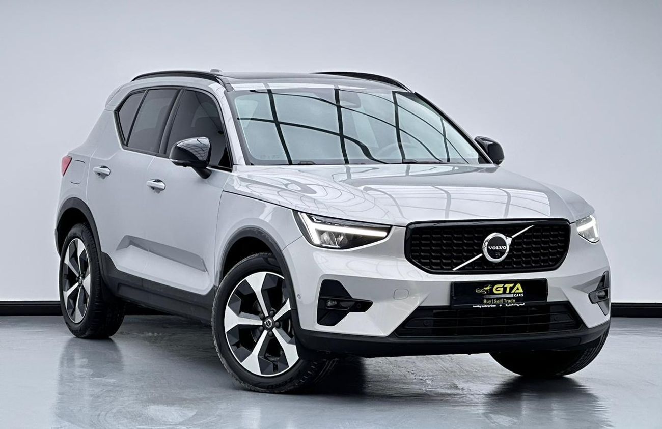 Volvo XC40 2023 Volvo XC40 B4 Ultimate Dark, 2028 Volvo Warranty, Volvo Full Service History, GCC