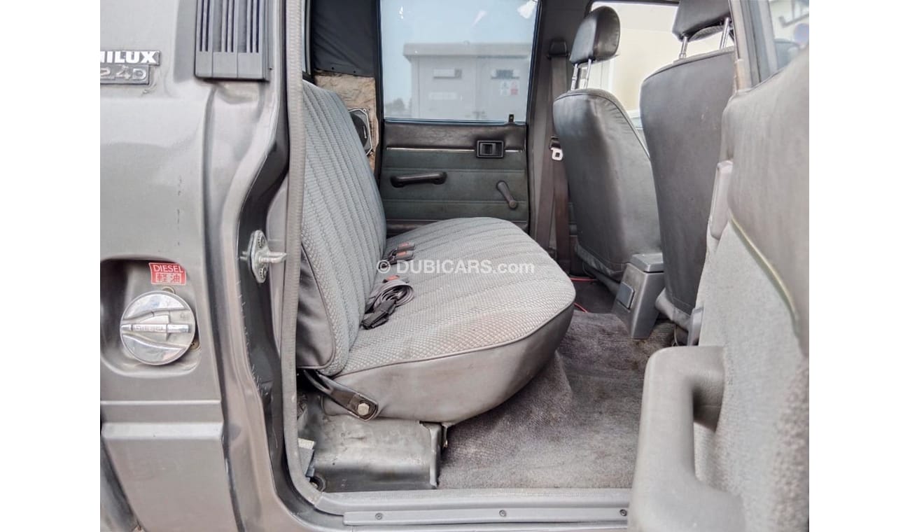 Toyota Hilux TOYOTA HILUX PICK UP RIGHT HAND DRIVE (PM1554)