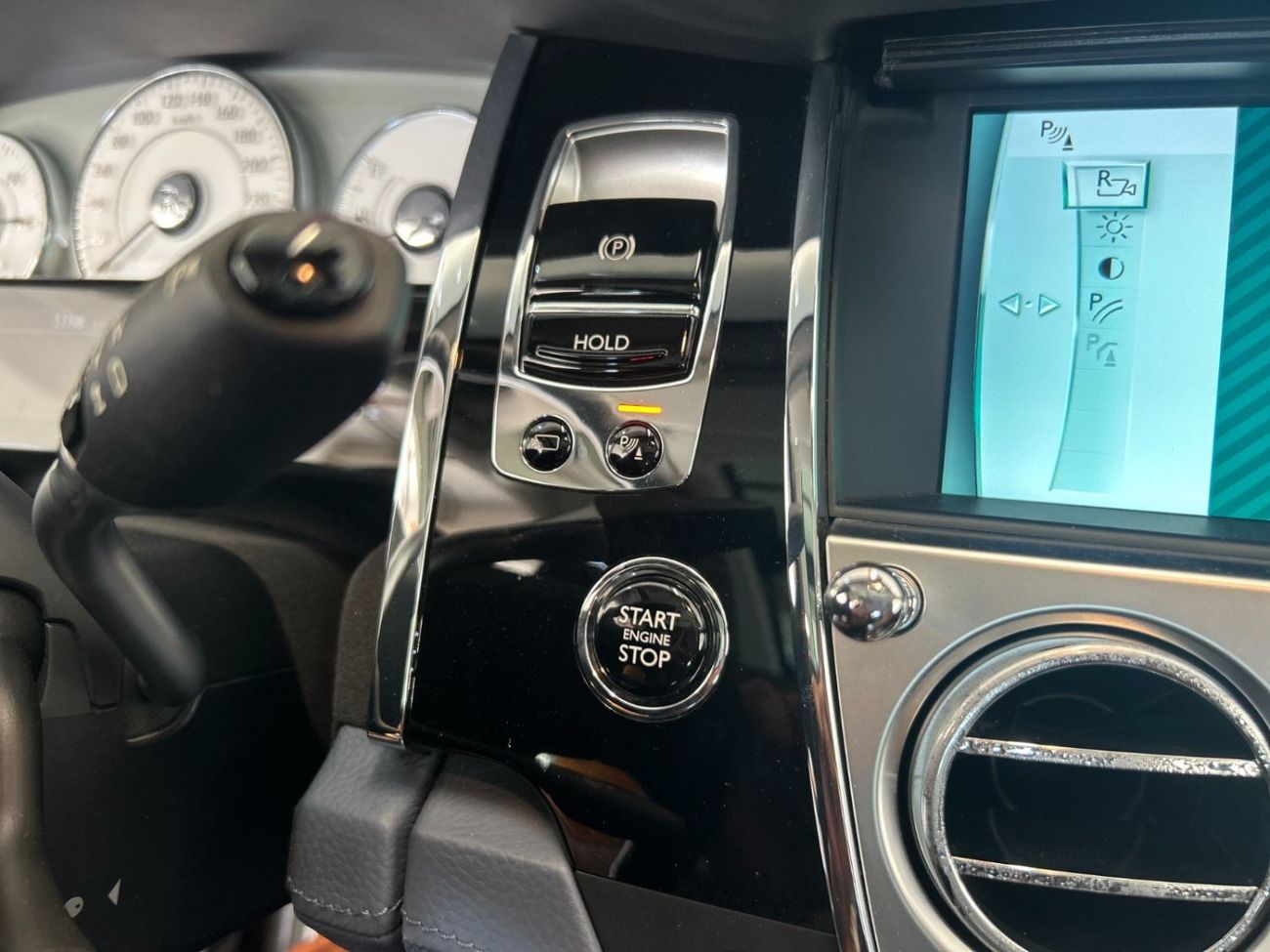 Rolls-Royce Ghost Std FULL SERVICE HISTORY | LOW MILEAGE | ROLLS ROYCE GHOST | 2016 | GCC | WELL MAINTAINED