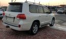 Toyota Land Cruiser تويوتا لاند كروزر موديل 2013 بحالة ممتازة 6 سلندر