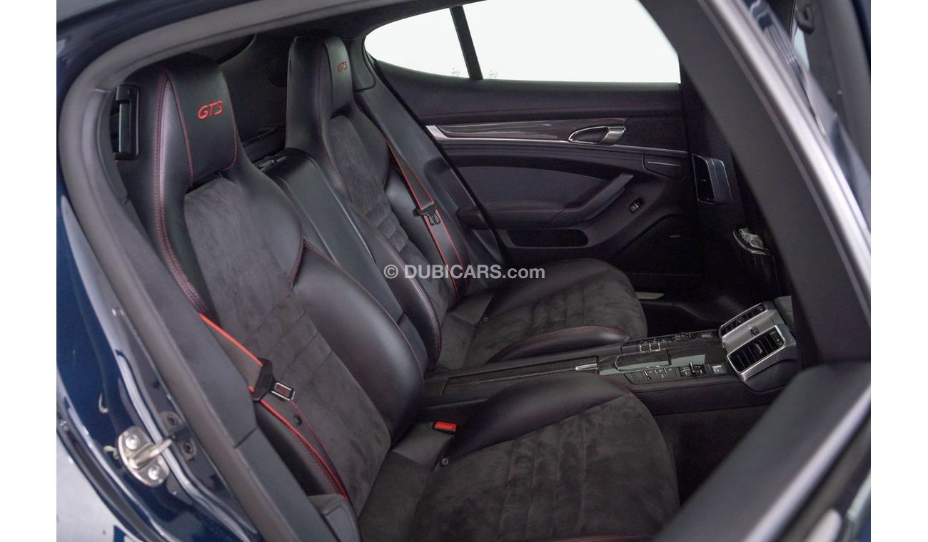 بورش باناميرا 2016 Porsche Panamera GTS / High Option / Sport Chrono Package & Sports Exhaust