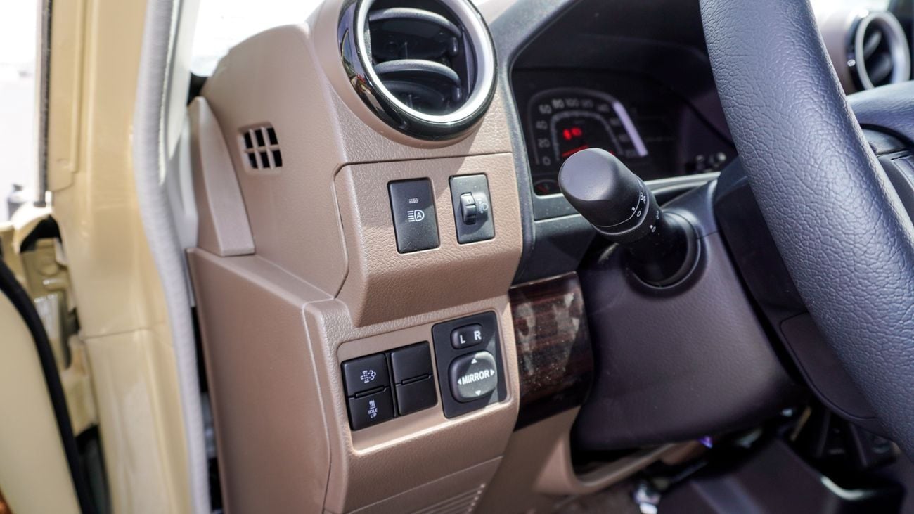 Toyota Land Cruiser 70 LX 2.8 L d