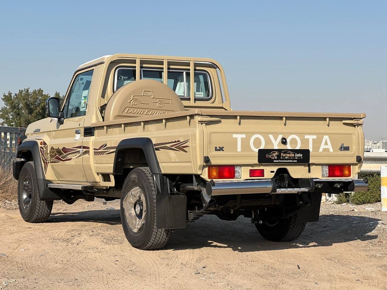 Toyota Land Cruiser Pick Up S/C LC79 2.8L DSL M/T // 2025 // HIGH OPTION WITH RADAR , DIFF LOCK , DVD&BACK CAMERA // SPECIAL OFF