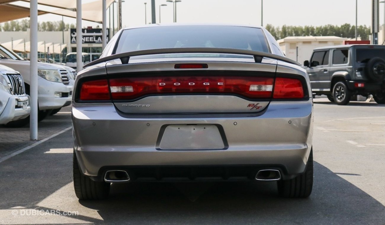 Dodge Charger Dodge Charger || 2014 Charger RT || V8 5-speed automatic || GCC || Perfect Condition ||  Agency Main