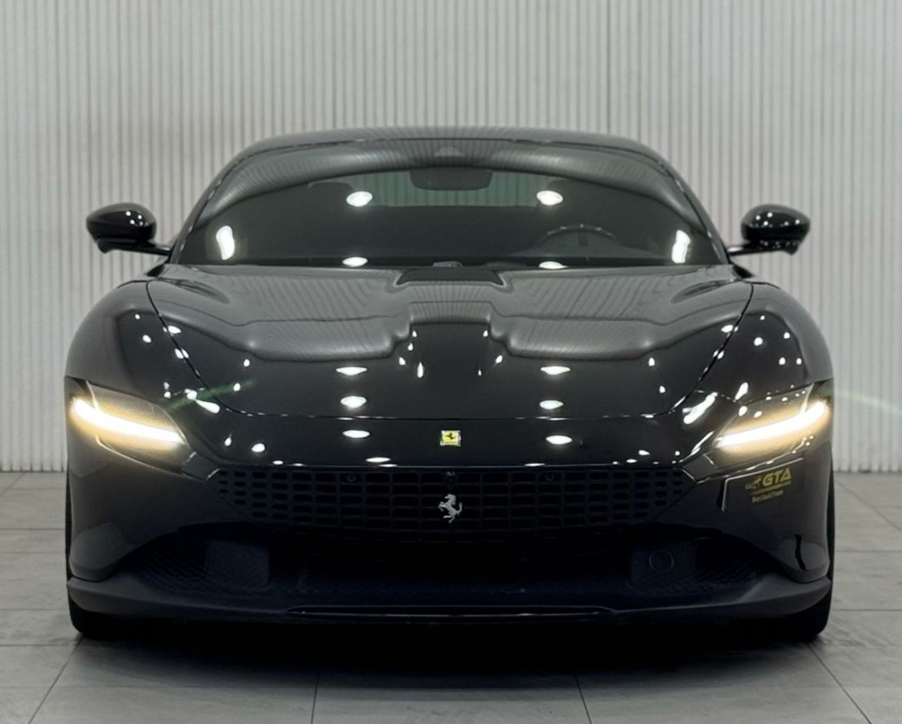 فيراري روما 2021 Ferrari Roma Coupe, 1 Year Warranty, Full Agency Service History, GCC