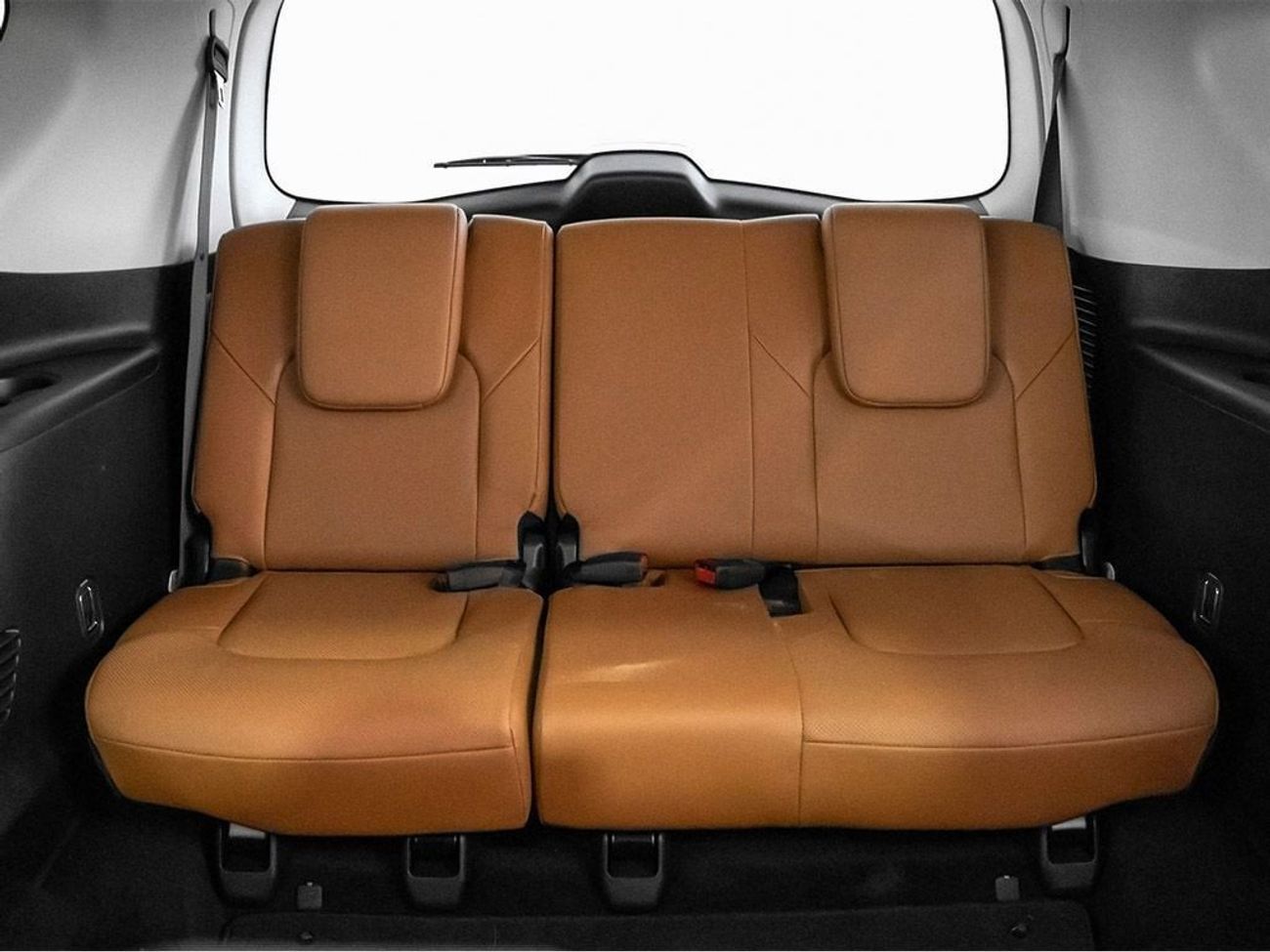 إنفينيتي QX80 Luxe Proactive 5.6L (400 HP)