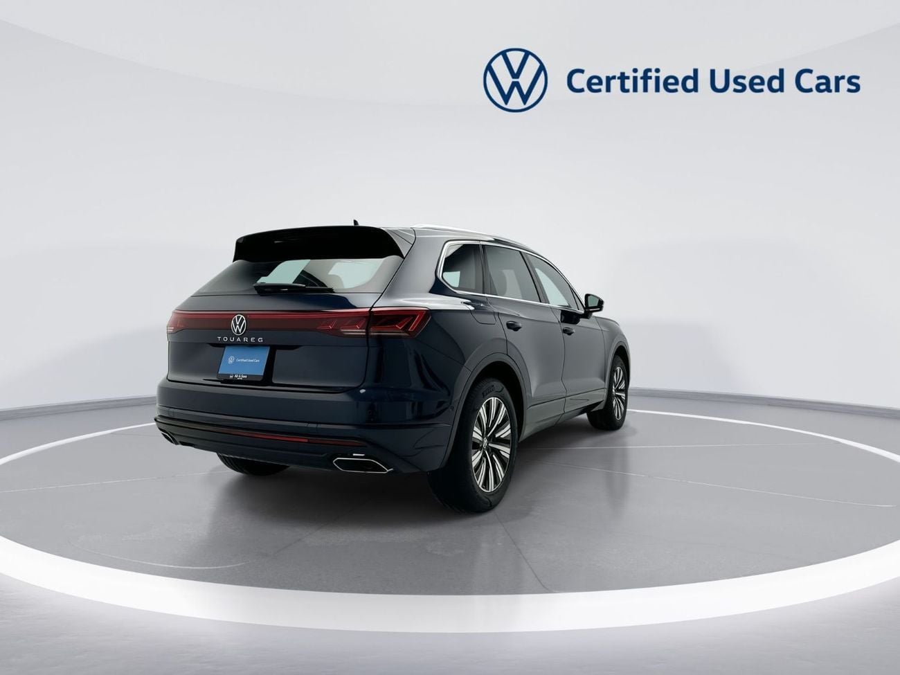 Volkswagen Touareg 3.0T TL (340 HP) Touareg Elegance + Tirano (Ref#21179) / WAS 229,900 AED - NOW 199,900 AED