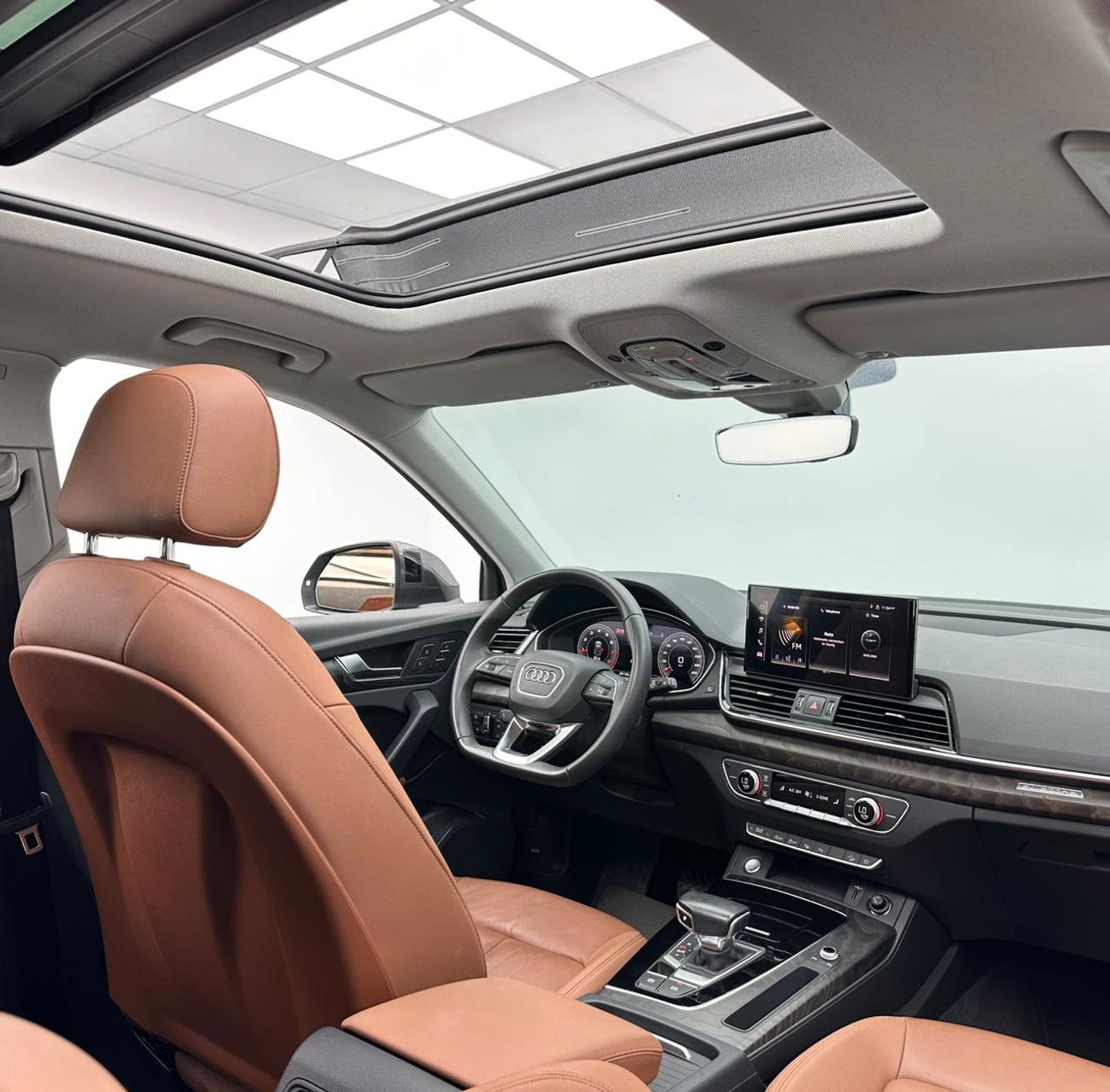 Audi Q5 45 TFSI quattro S Line 2.0L (245 HP) SUV 2022 Audi Q5 S-Line 45TFSI Quattro, 1 Year Warranty Unlimit