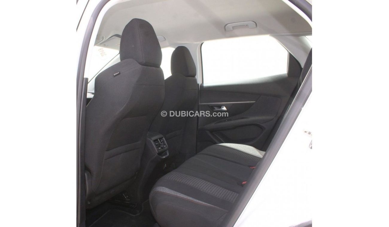 Peugeot 3008 PEUGEOT 3008 WHITE GCC EXCELLENT CONDITION  WITHOUT ACCIDENT