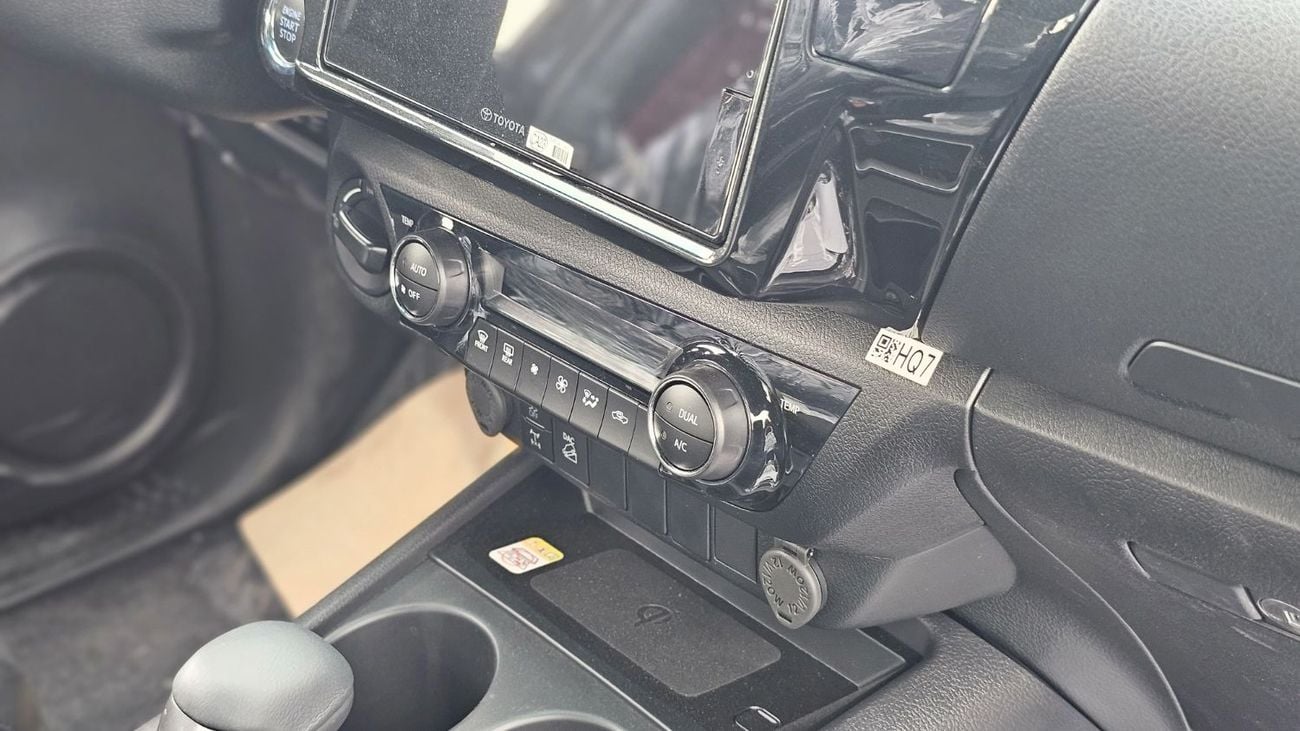 تويوتا هيلوكس Toyota Hilux TOYOTA HiLUX GR 2.8 DiESEL 2025 BLACK