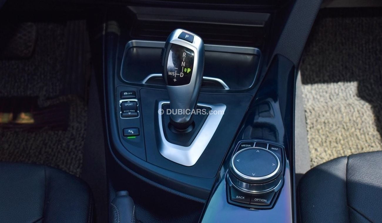 BMW 320i Exclusive M Sport DIESEL 2018 Perfect Condition ( LOW KILOMETERS) Fully loaded