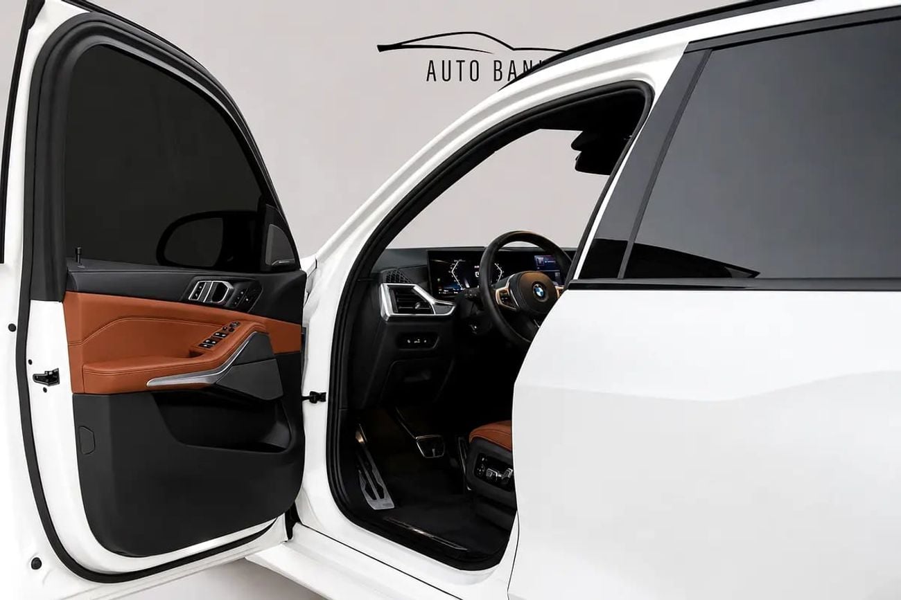 BMW X5 M60i XDRIVE M60i GCC Specs - Under Warranty and Service Contract