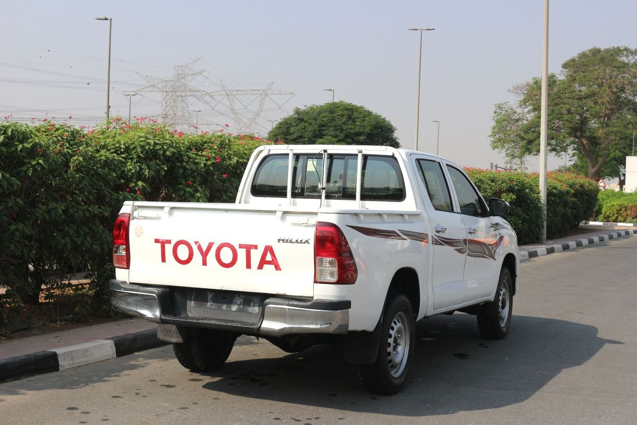 Toyota Hilux GL 2 2.4L 4WD