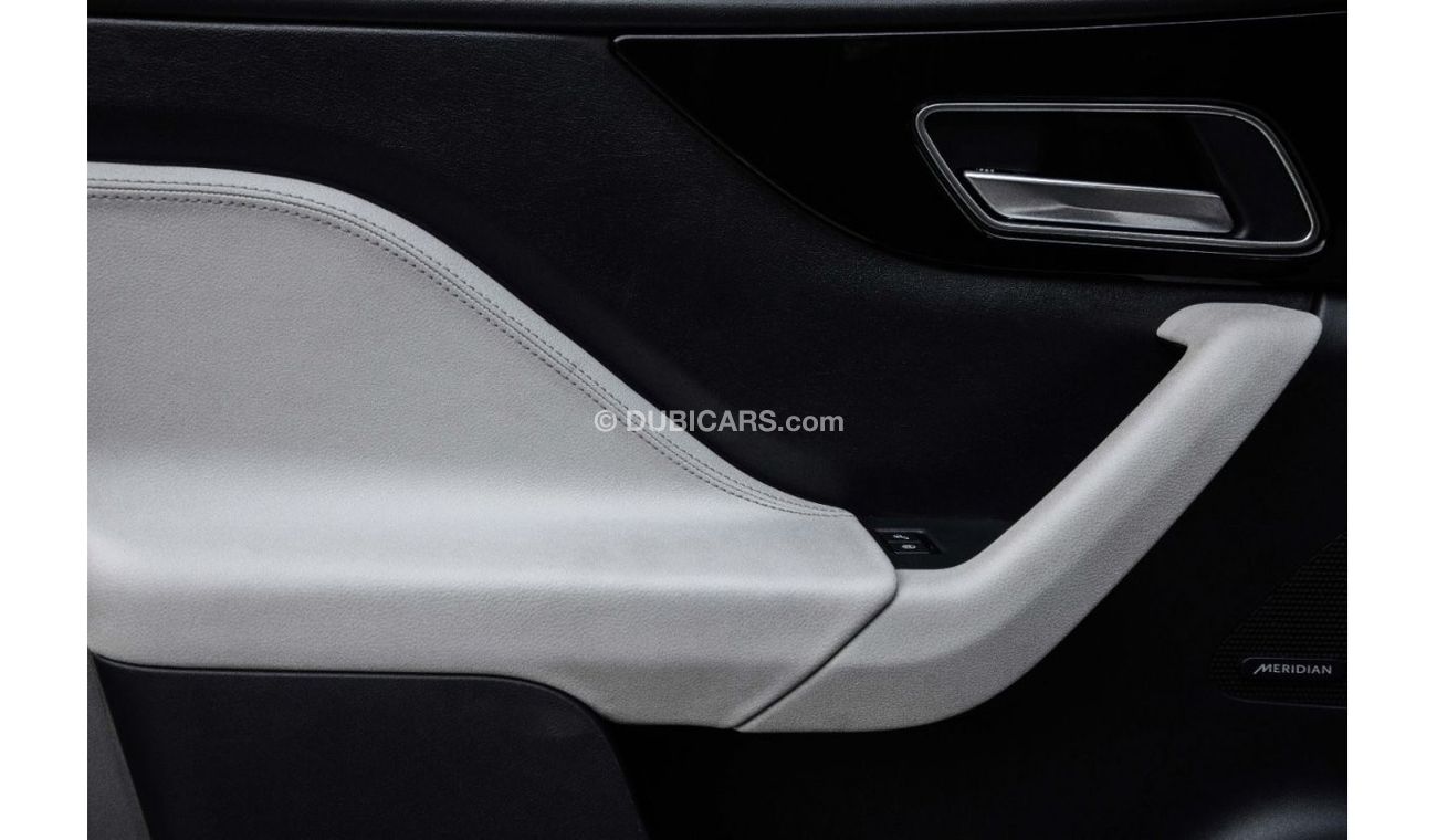 Jaguar F Pace R-Sport 35t AWD R- sport | 2,330 P.M  | 0% Downpayment | Full Agency History!