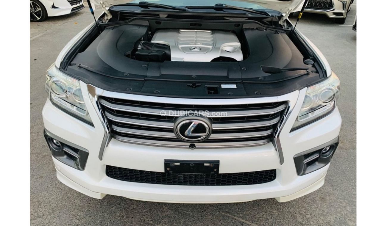 Lexus LX 570