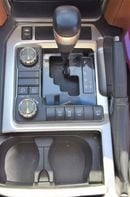 تويوتا لاند كروزر LC200 V8 Diesel 4.5L (Export Only)