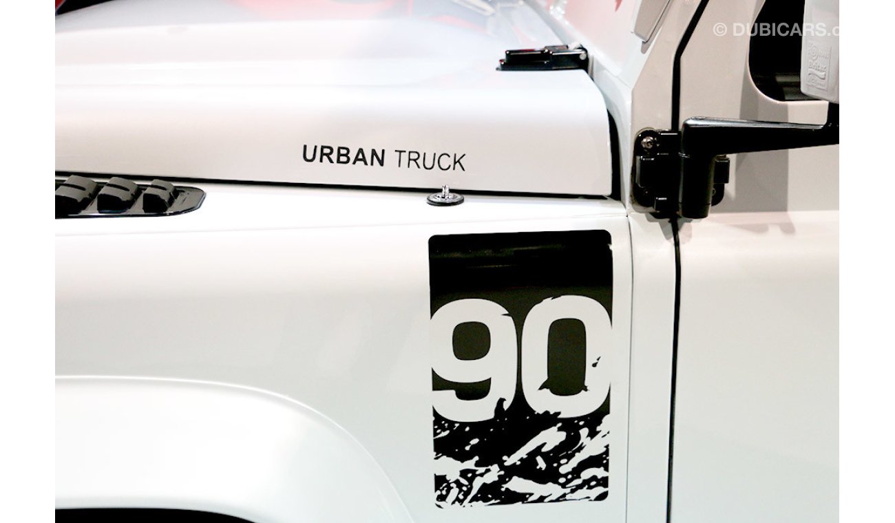 لاند روفر ديفيندر Urban Truck