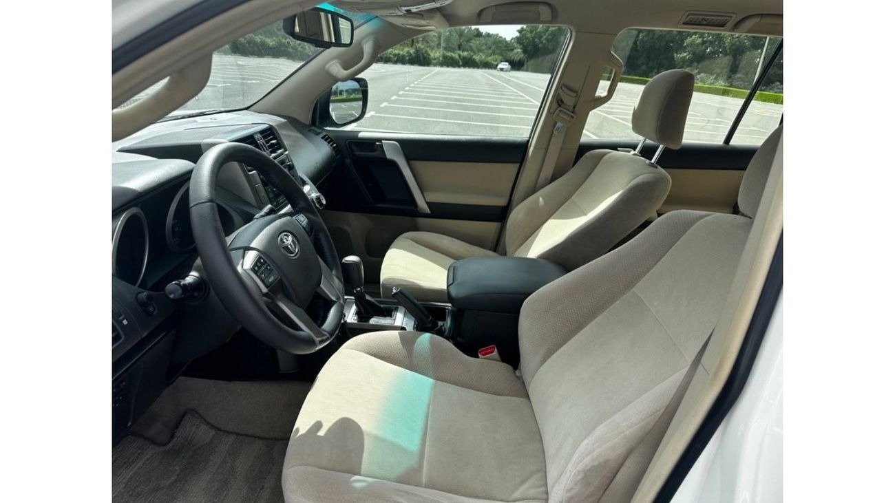 Toyota Prado TX-L MODEL 2013 GCC CAR PERFECT CONDITION INSIDE AND OUTSIDE