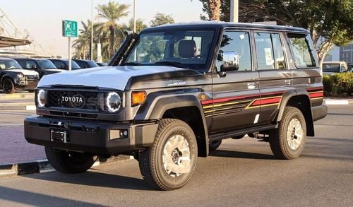 تويوتا لاند كروزر 70 2025 Model Toyota Land Cruiser Hardtop LC76, 2.8L Diesel 4WD 6A/T