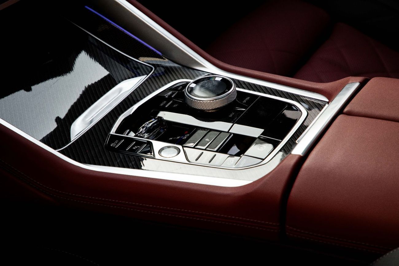 BMW X6 xdrive 40i m sport | 6,227 P.M  | 0% Downpayment | BMW X6 M-Kit!