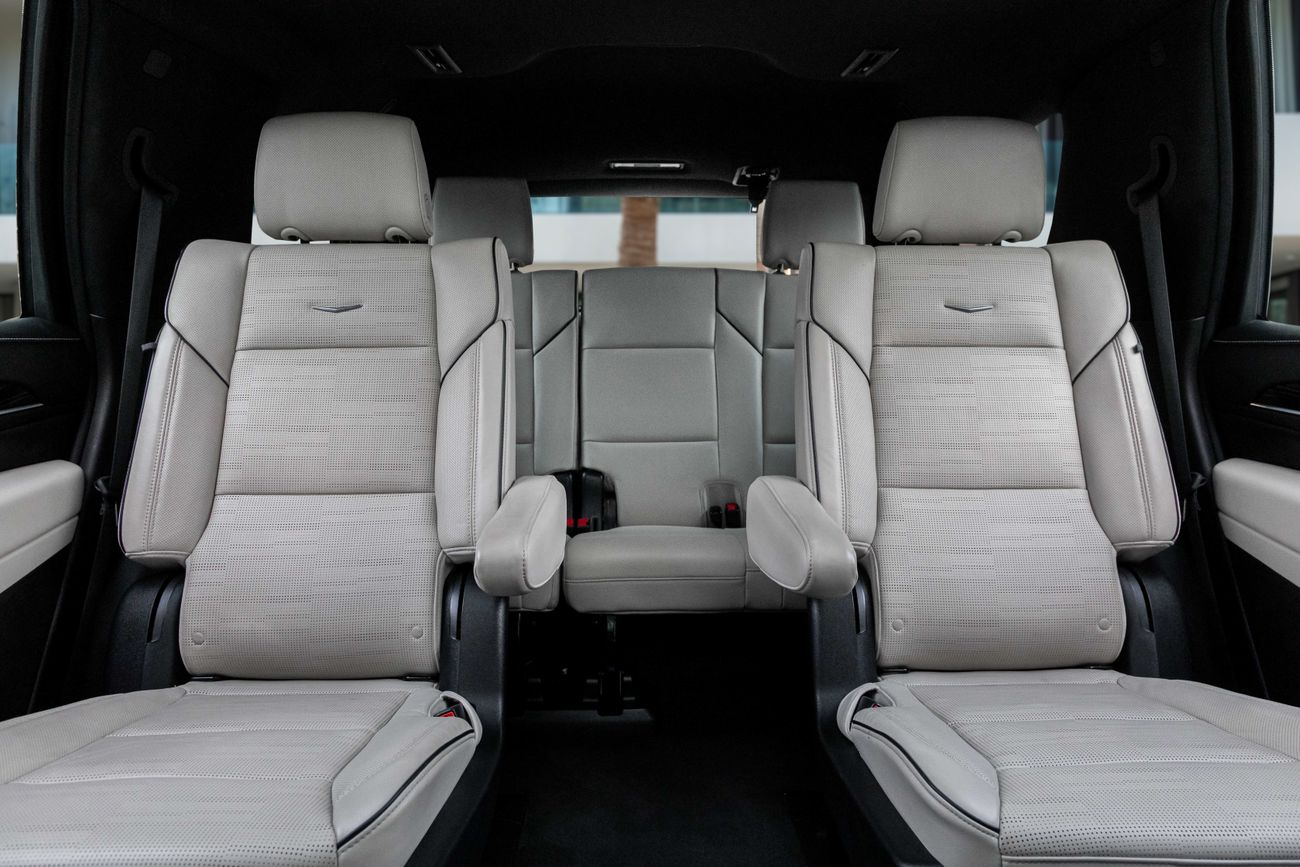 Cadillac Escalade Escalade Premium Luxury | 6,071 P.M | 0% Downpayment | Agency Warranty!