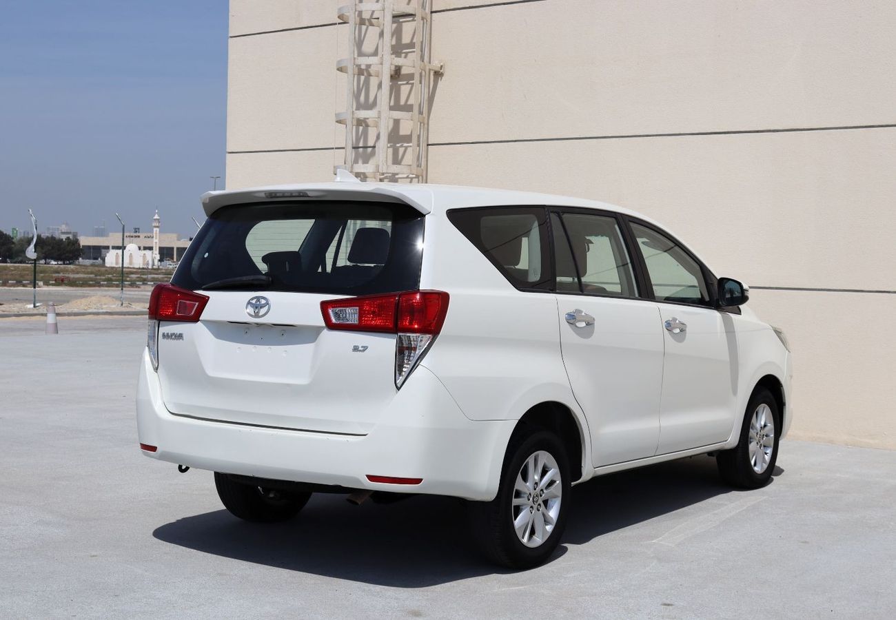 Toyota Innova SE+ 2.7L