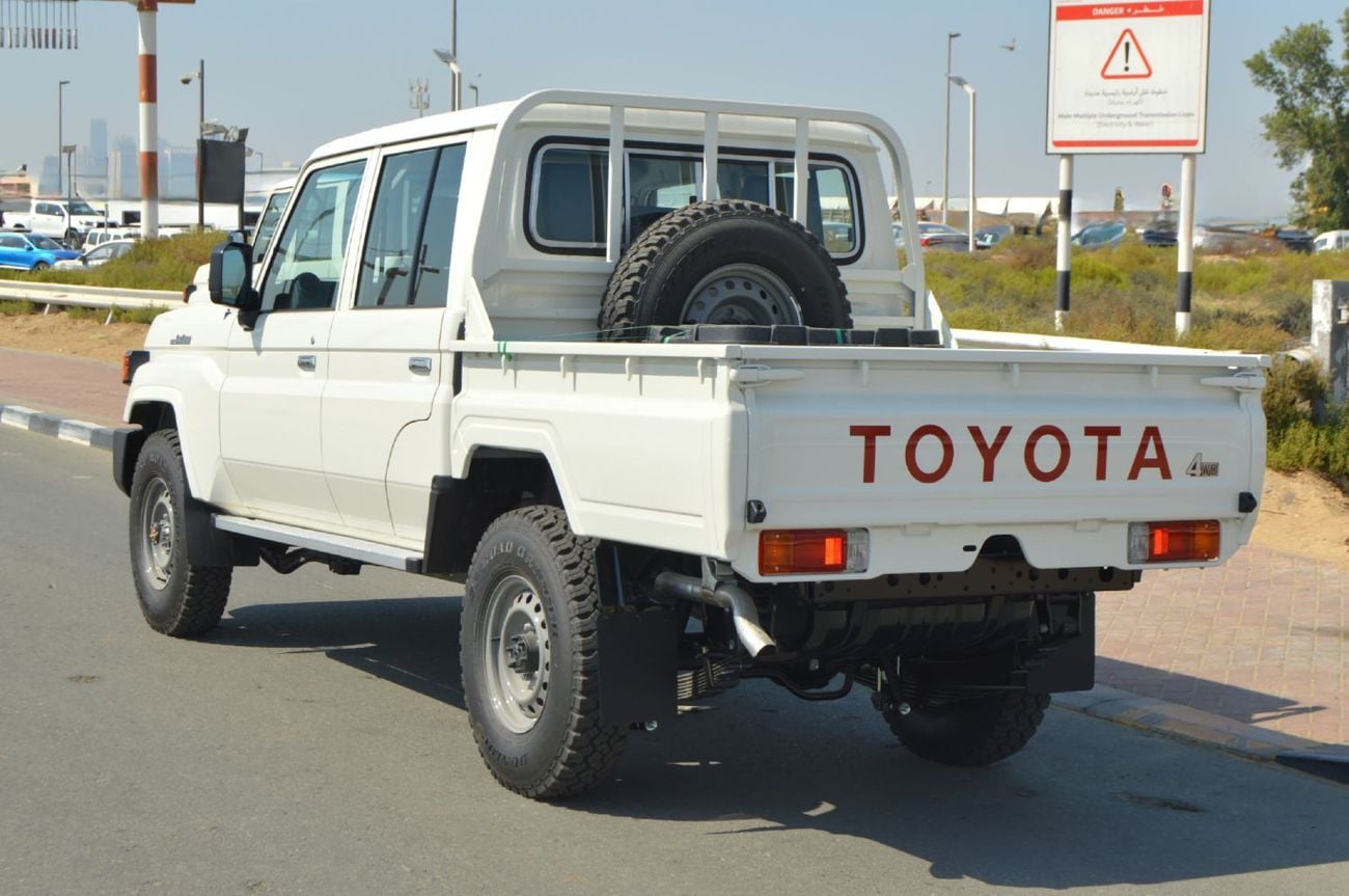 Toyota Land Cruiser Pick Up Toyota LC79 double cabin RHD diesel engine 4.2L white colour