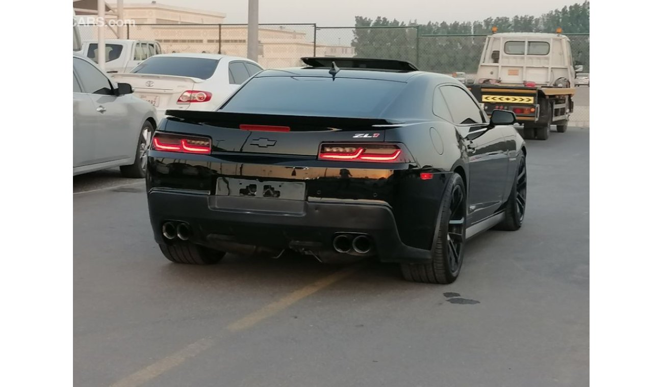 Chevrolet Camaro Chevrolet Camaro ZL1 2014 GCC Specefecation Very Clean Inside And Out Side Without Accedent No Paint