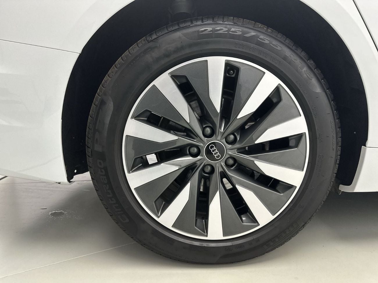 Audi A6 40 TFSI ADVANCED 190hp FWD (Ref# 55952)
