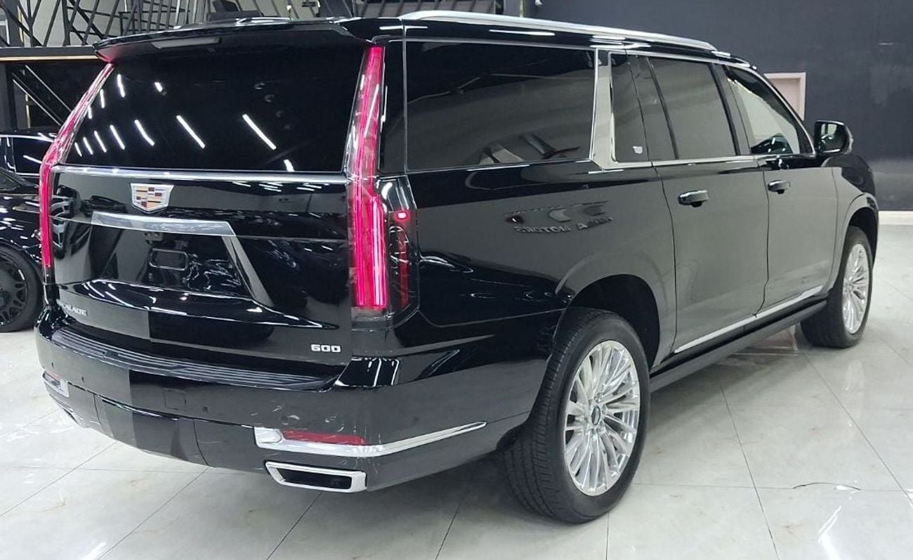 كاديلاك إسكالاد Premium Luxury Platinum 6.2L 4WD