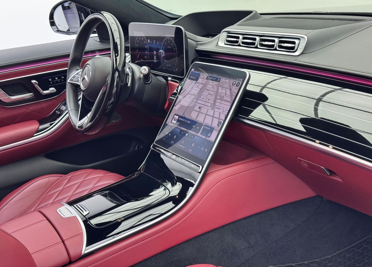 مرسيدس بنز S 580 4MATIC Exclusive 4.0L 2022 Mercedes Benz S580 4MATIC, 2027 MB Warranty, 2026 MB Service Pack, Fully