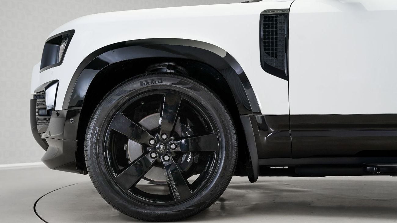 Land Rover Defender P400 90 X-Dynamic HSE 3.0L (5 Seater) UAE's Very Best Example | AED 3,877 Per Month