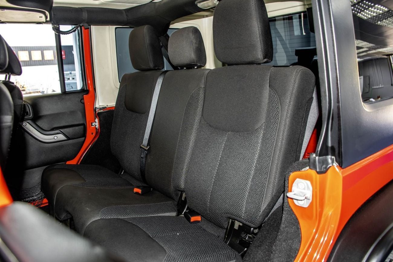 جيب رانجلر أنليميتد SPORT BIG BEAR Jeep Wrangler Unlimited 2017 مواصفات خليجية