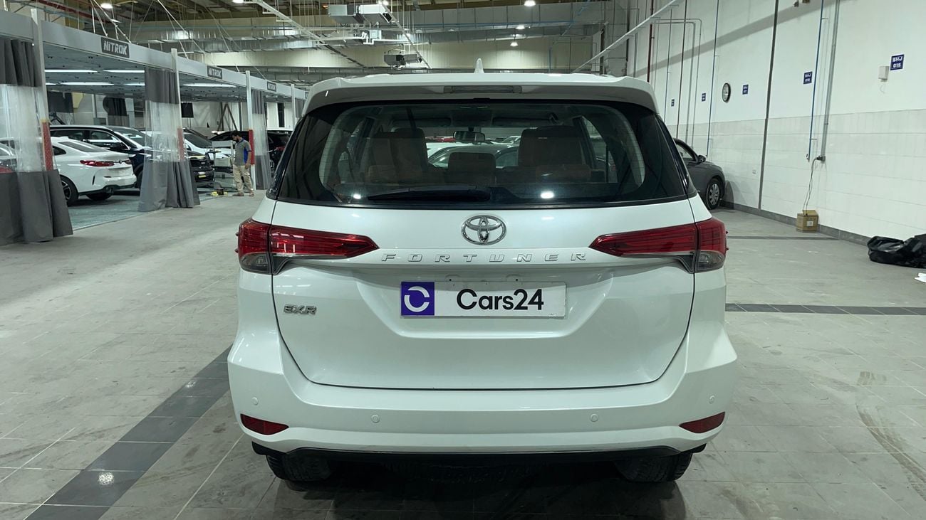 تويوتا فورتونر 2024 EXR | AED 1520/Month | 0 DP | 30 Day Return | Warranty | Service History