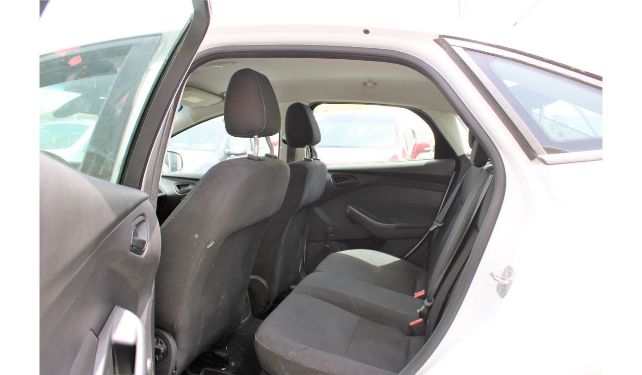 Ford Focus Ambiente ACCIDENTS FREE - GCC- CAR IS IN PERFECT CONDITION INSIDE AND OUTSIDE