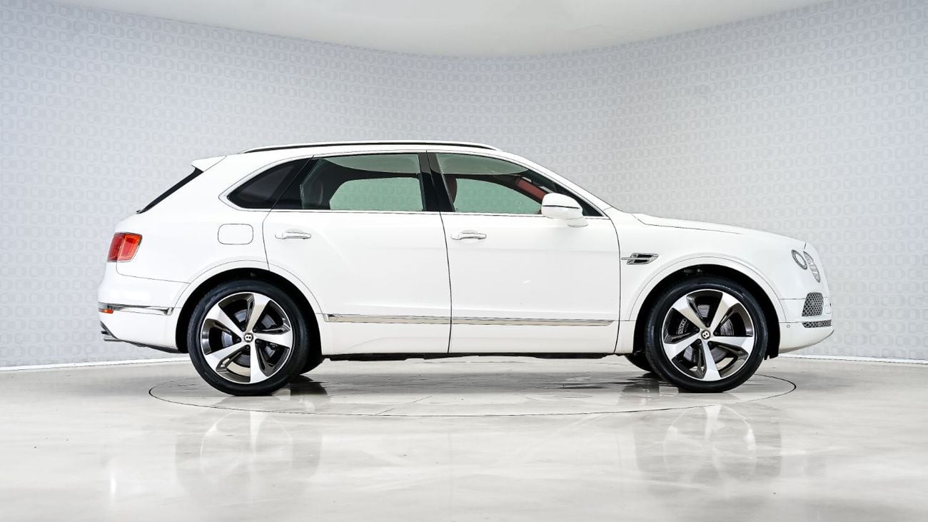 بنتلي بينتايجا V8 | AED 5,892 PM | Up to 3 Years Unlimited Warranty | GCC