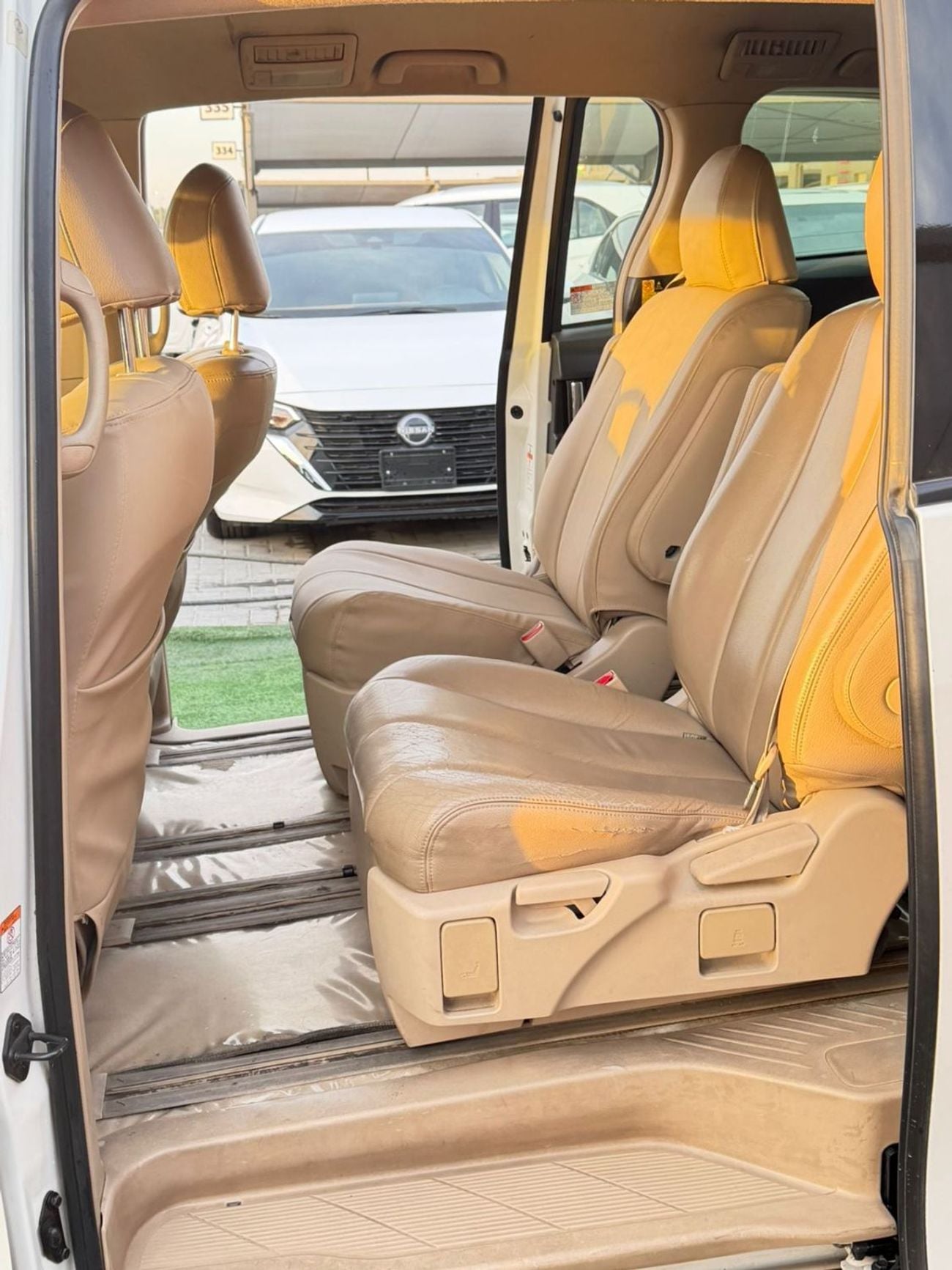 Toyota Previa No.1, 7 seats,Gcc