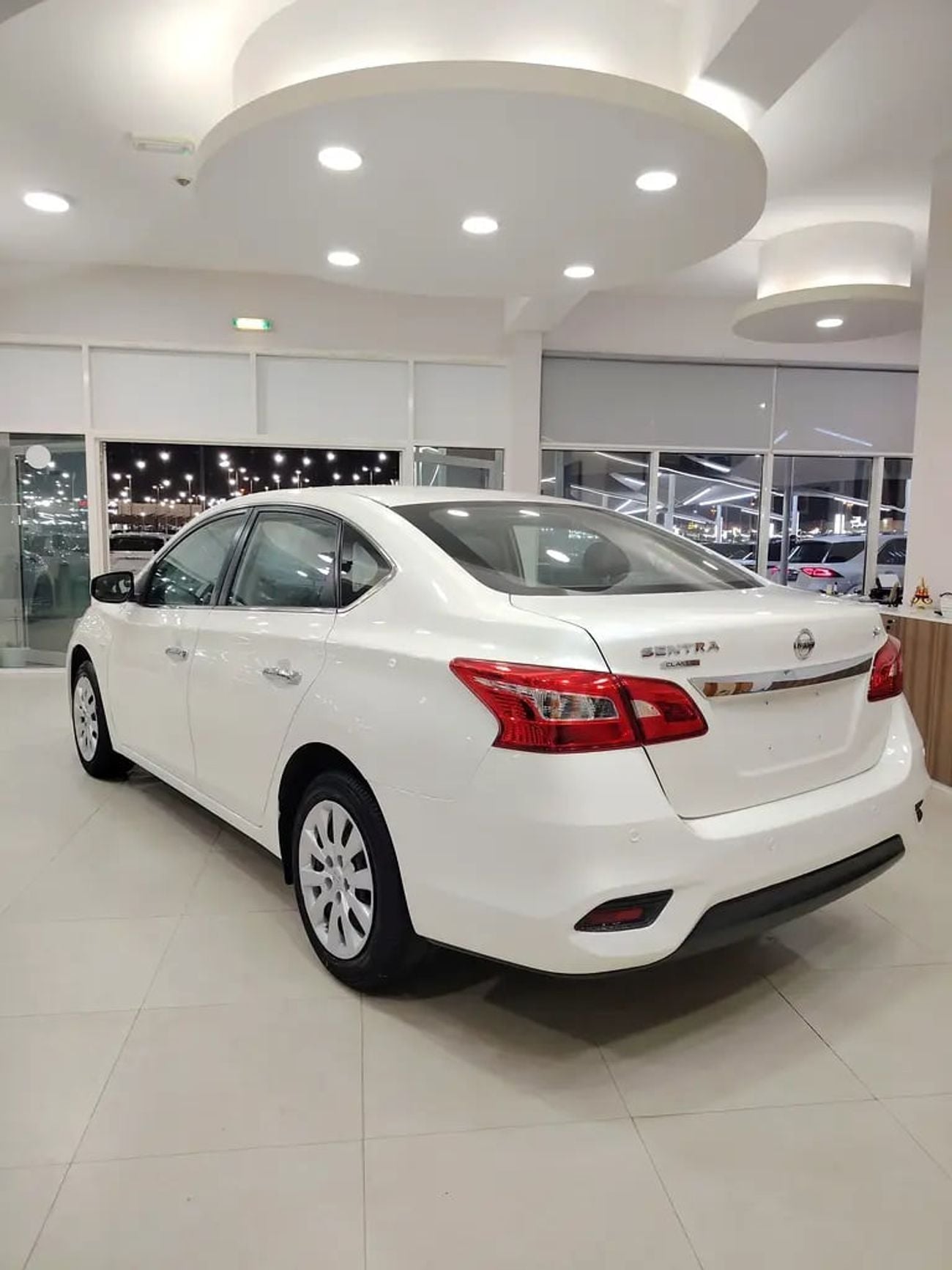 Nissan Sentra SR (NON GCC) SV 1.6L (110 HP) chines specs