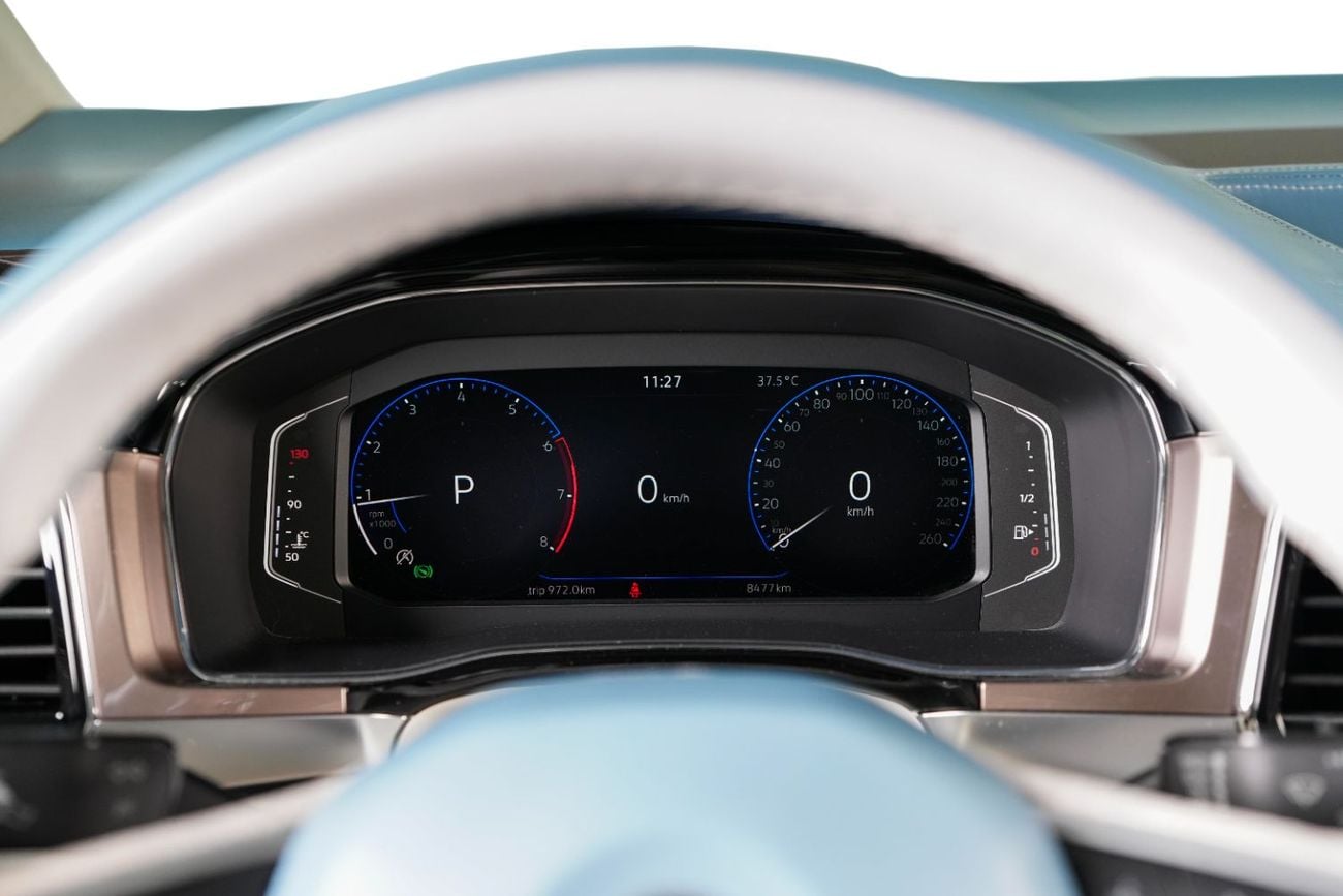 Volkswagen Viloran  TOP OPTION- LOW MILEAGE