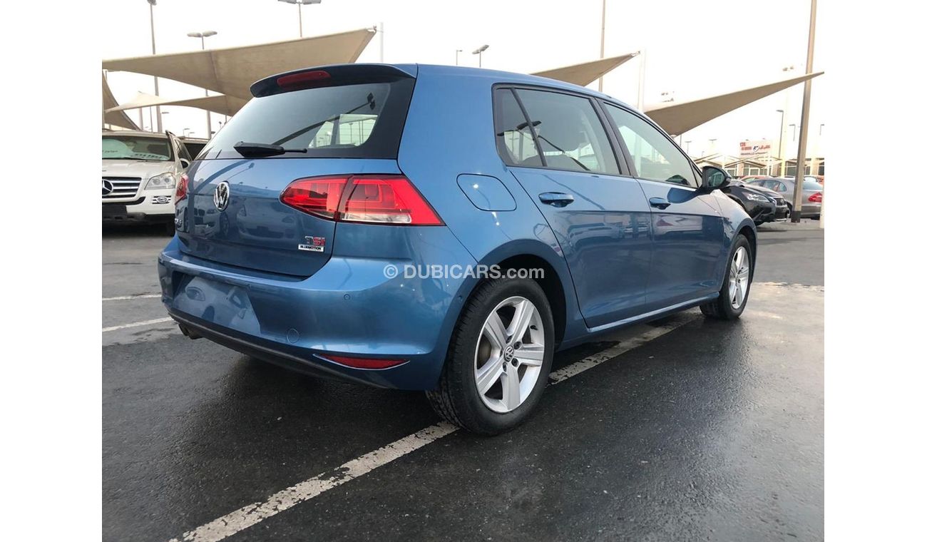 Volkswagen Golf Golf model 2016 car prefect condition cruise control excellent sound system low mileage radio Blueto