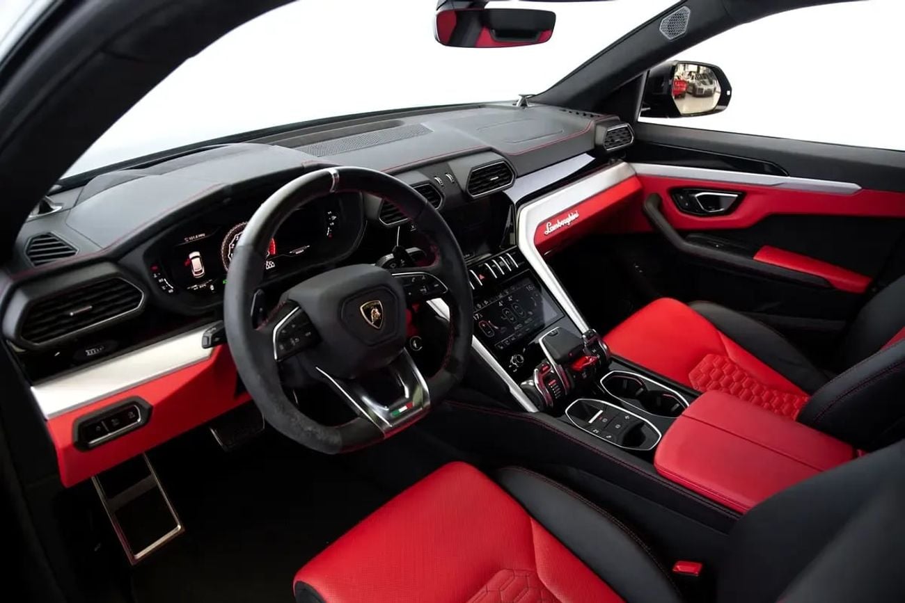 Lamborghini Urus STD