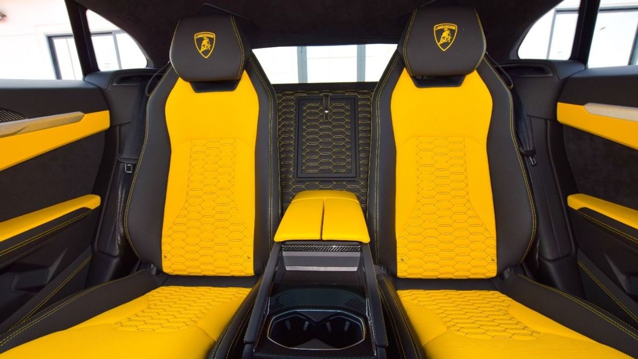 New Urus *Carbon Package*Style Package* Premium Soundsystem