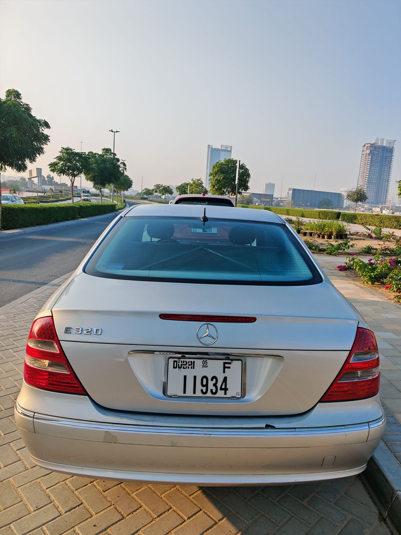 مرسيدس بنز E 320