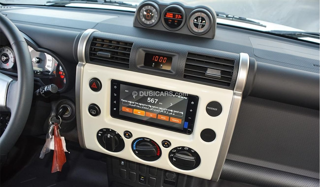 Toyota FJ Cruiser 4.0 with steering wheel control and compressor for export